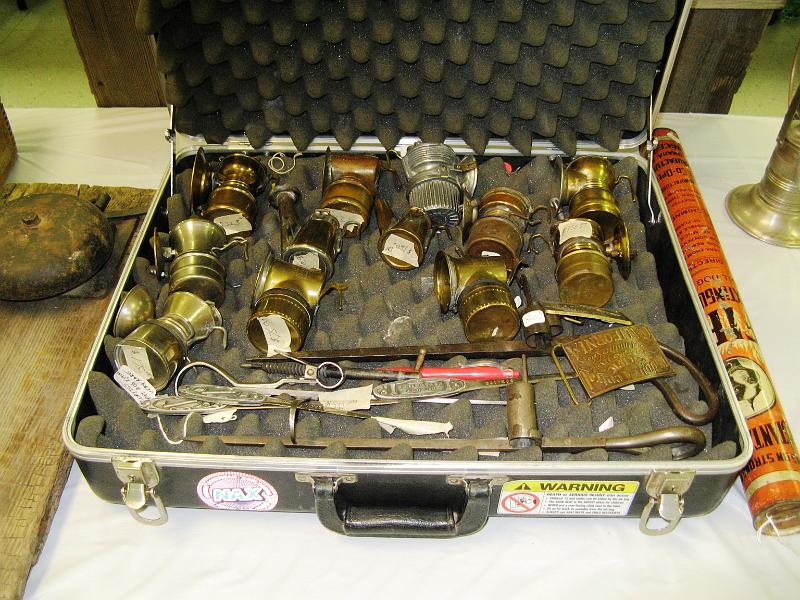 015.JPG - Bob Schroth's magic carbide and stick case...